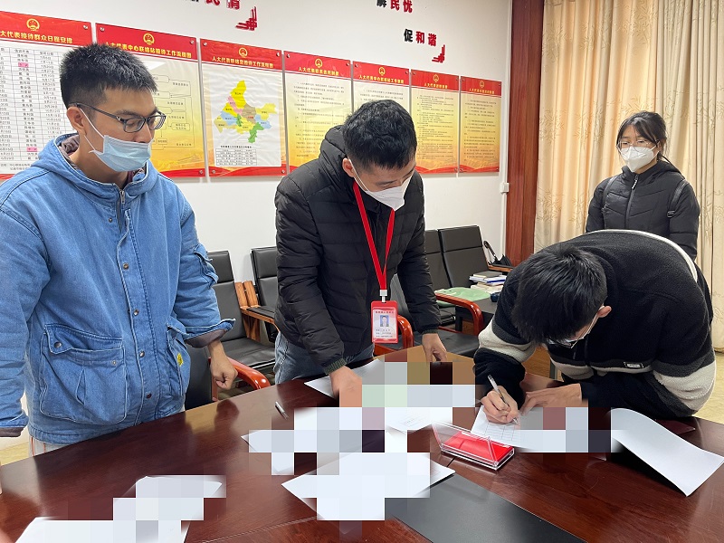 12 小、中、高考以及碩博獎學(xué)金發(fā)放現(xiàn)場.jpg