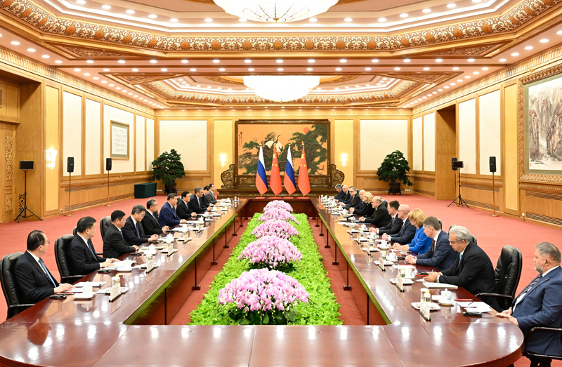 習近平會見俄羅斯總理米舒斯京